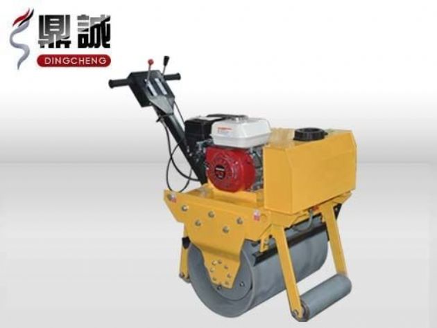 點(diǎn)擊查看詳細(xì)信息<br>標(biāo)題：輕型手扶式單鋼輪壓路機(jī) 閱讀次數(shù)：12303