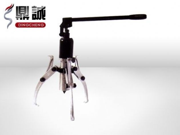 點(diǎn)擊查看詳細(xì)信息<br>標(biāo)題：整體式液壓拉馬 閱讀次數(shù)：4973